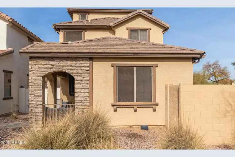 Single-family house For Sale in 17855, North 114th Drive, Surprise, Arizona