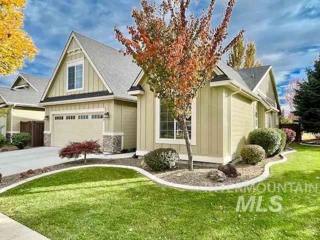 Single-family house For Sale in 599, West Laughton Drive, Meridian, Idaho