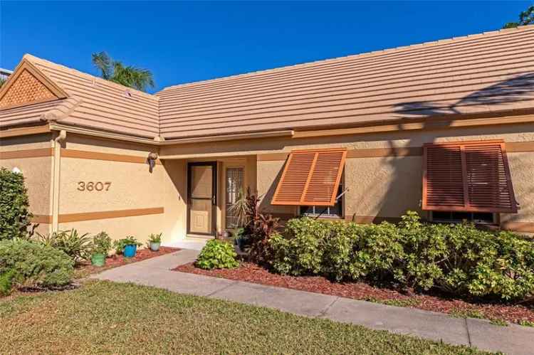 Single-family house For Sale in South Bradenton, Florida