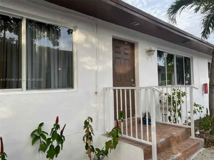 Multi-family house For Sale in 2900, Northwest 10th Avenue, Miami, Florida