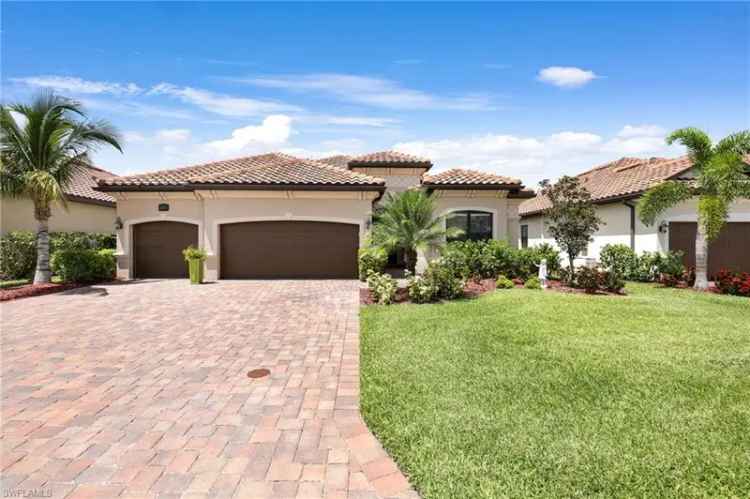 Single-family house For Sale in Bonita Springs, Florida