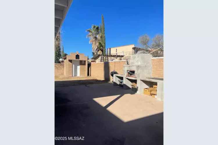 Single-family house For Sale in 2231, North Calle Cananea, Nogales, Arizona