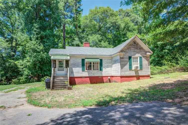 Single-family house For Sale in 58, South Broad Street, Porterdale, Georgia