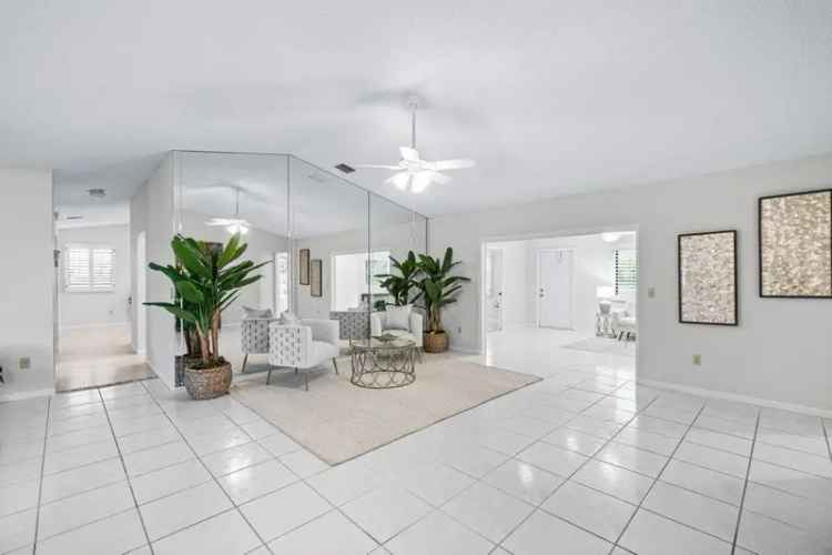 House For Sale in Delray Beach, Florida