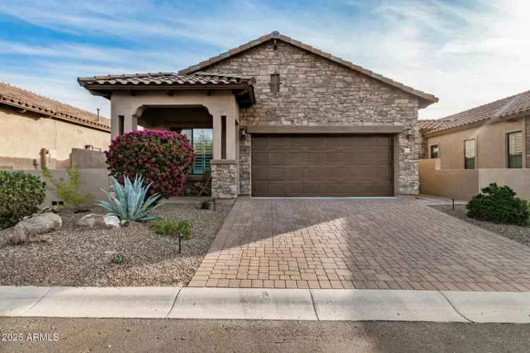 Single-family house For Sale in 8729, East Indigo Street, Mesa, Arizona