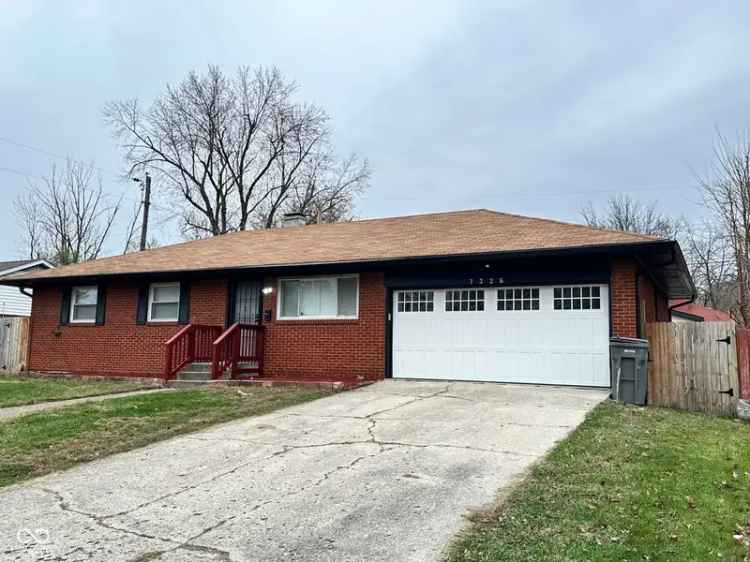 Single-family house For Sale in 7326, East 34th Street, Indianapolis, Indiana