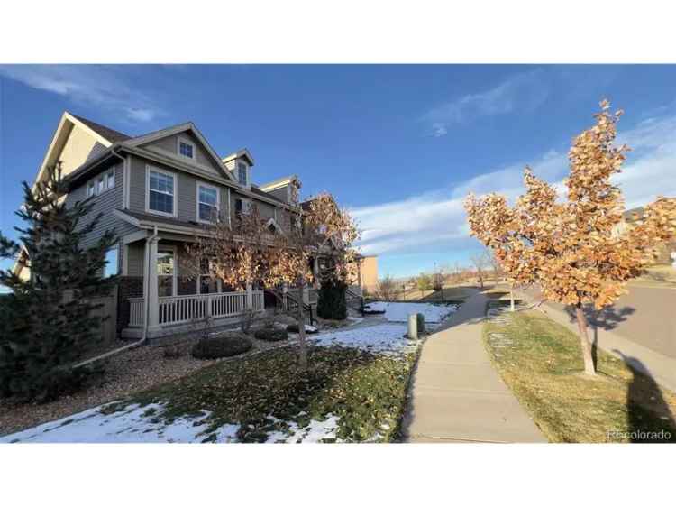 Single-family house For Sale in Centennial, Colorado