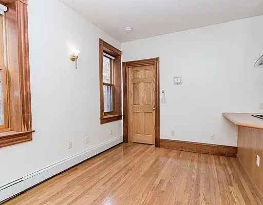 2 Bedroom Beacon Hill Apartment Near Universities