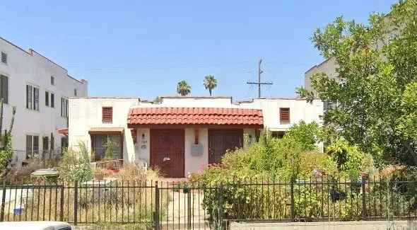 Multi-family house For Sale in 1169, North New Hampshire Avenue, Los Angeles, California