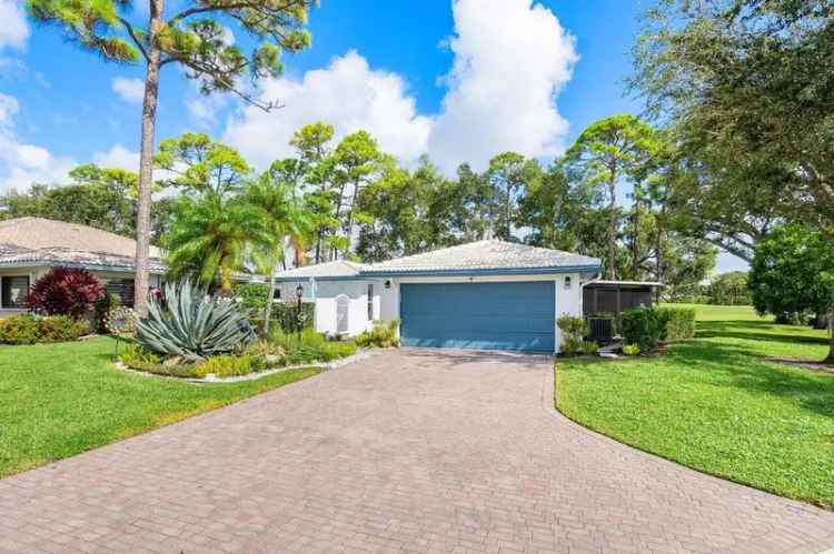 Single-family house For Sale in Boynton Beach, Florida