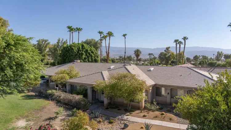 Single-family house For Sale in Palm Desert, California