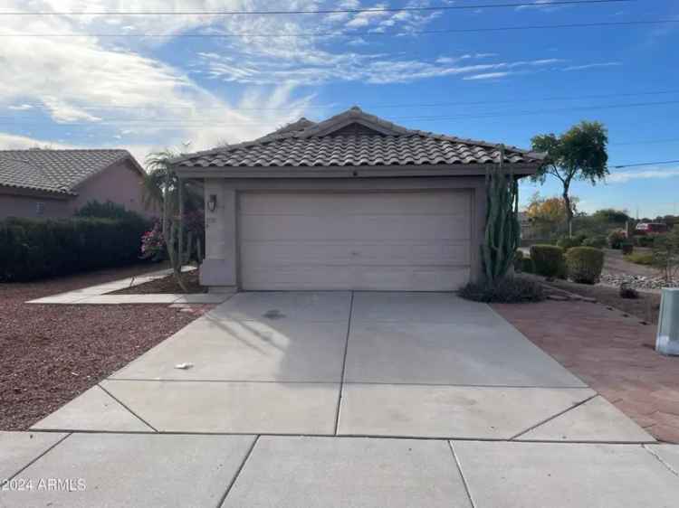 Single-family house For Sale in 1155, East Cindy Street, Chandler, Arizona