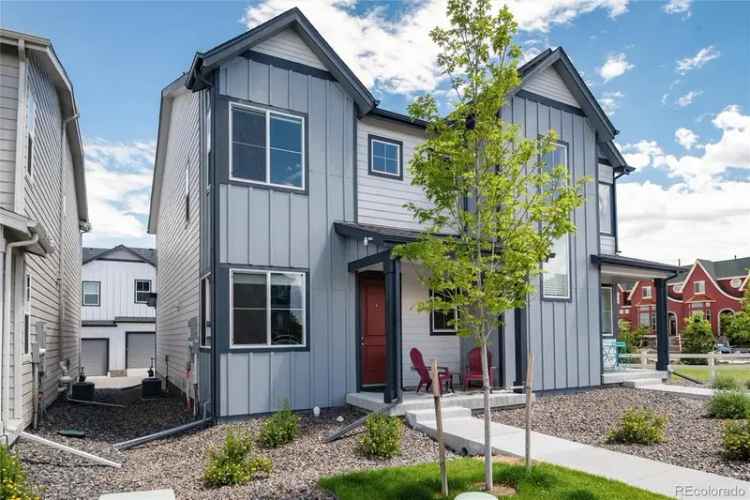 House For Sale in Parker, Colorado