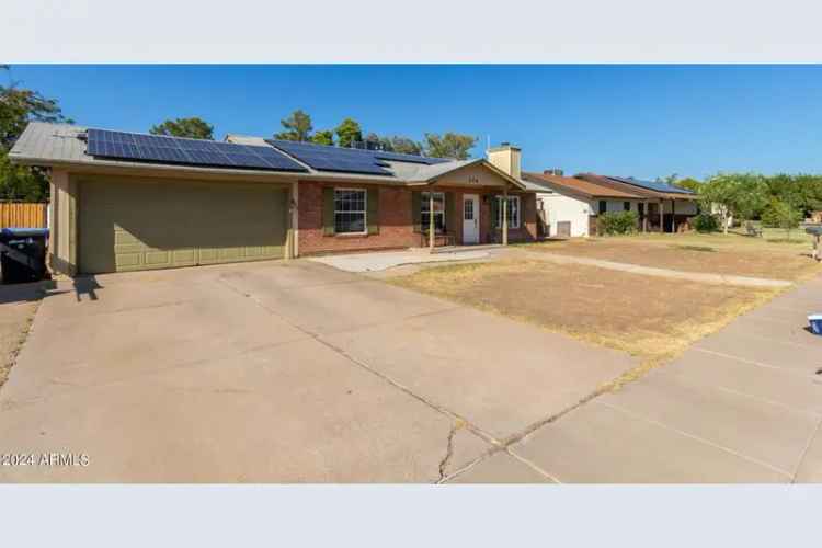 Single-family house For Sale in 246, East Hemlock Avenue, Gilbert, Arizona