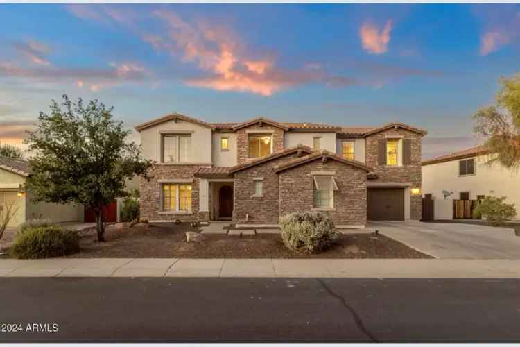 Single-family house For Sale in 3574, East Glacier Place, Chandler, Arizona