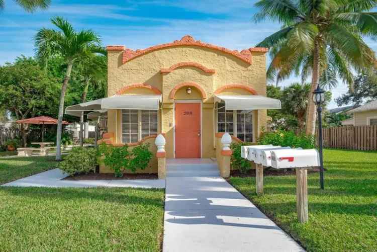 Multi-family house For Sale in Lake Worth Beach, Florida