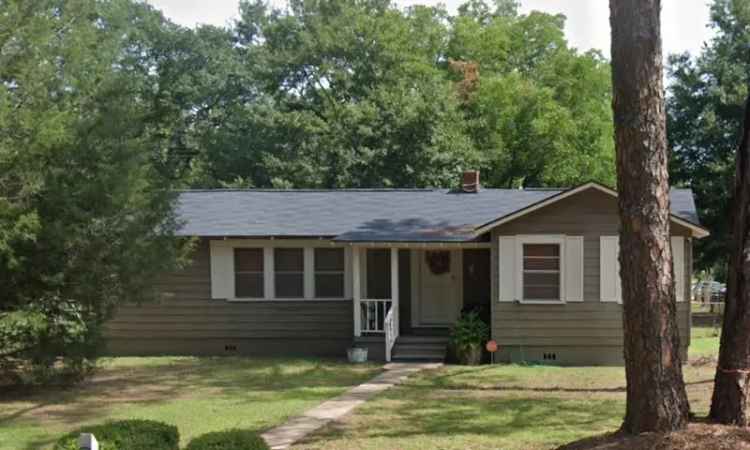 Single-family house For Sale in 1501, Avalon Avenue, Albany, Georgia