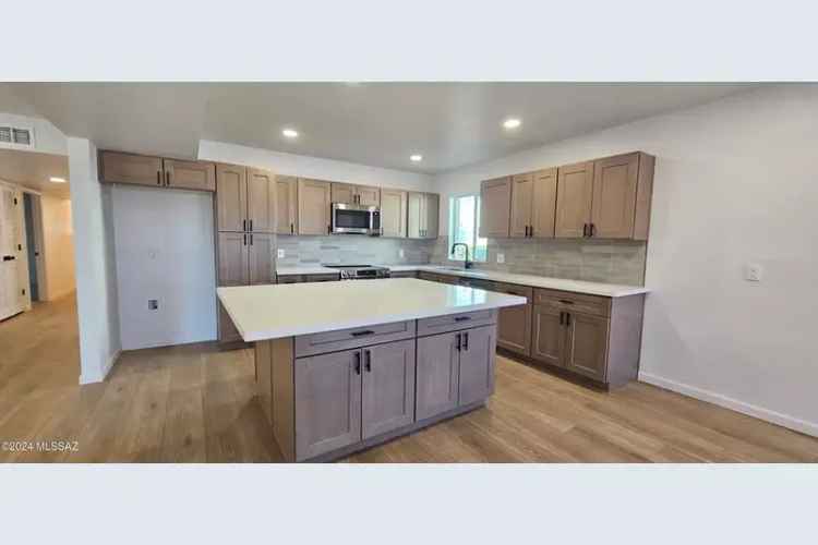 House For Sale in 6632, East Villa Dorado Drive, Tucson, Arizona