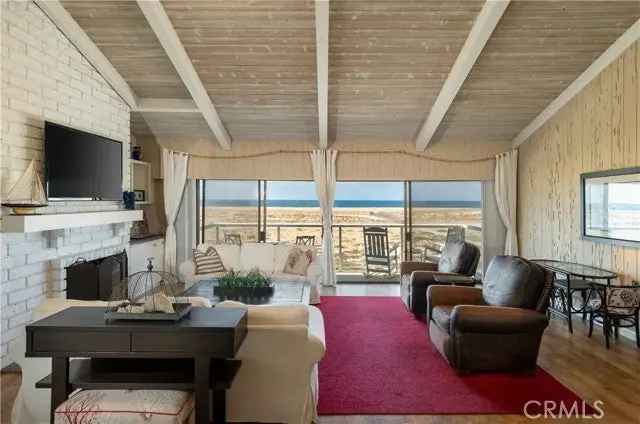 Single-family house For Sale in 1303, East Balboa Boulevard, Newport Beach, California