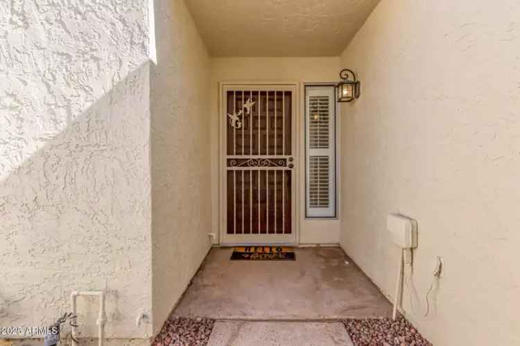 House For Sale in 2571, North Miller Road, Scottsdale, Arizona