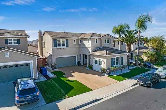 Single-family house For Sale in 1133, Midnight Way, Oceanside, California