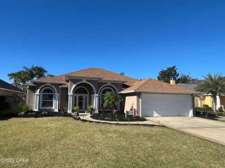 Single-family house For Sale in 2510, Pelican Bay Drive, Panama City Beach, Florida