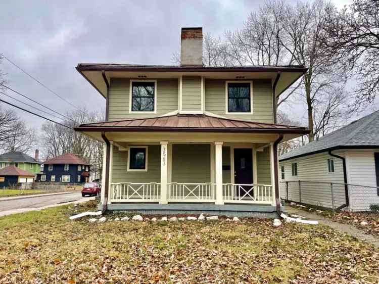 Single-family house For Sale in 3563, Carrollton Avenue, Indianapolis, Indiana