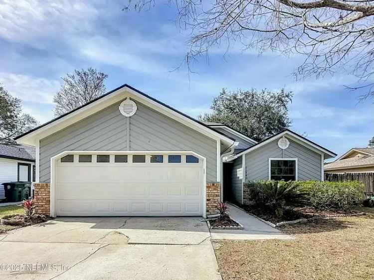 Single-family house For Sale in 11440, Lumberjack Circle East, Jacksonville, Florida