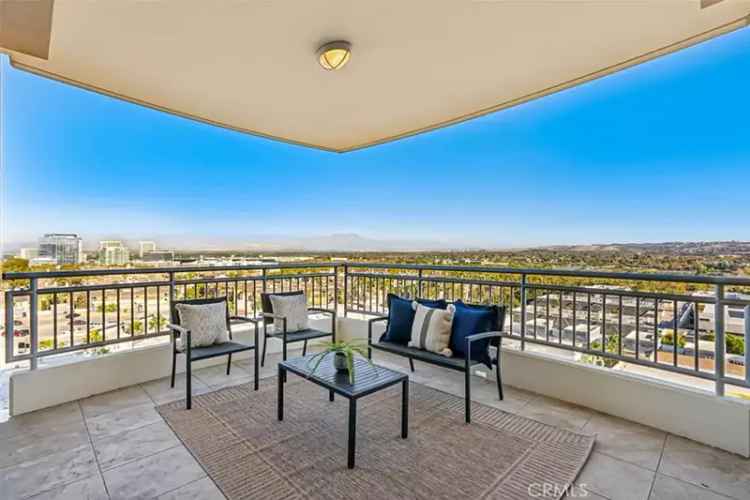 Condo For Sale in 3122, Scholarship, Irvine, California