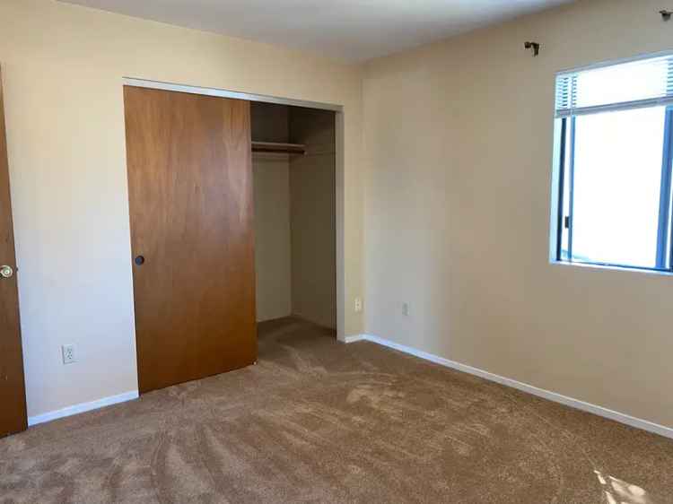 Monterey Apartment near DLI MIIS - Updated 2-Bedroom