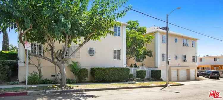 Multi-family house For Sale in 1860, North Alexandria Avenue, Los Angeles, California