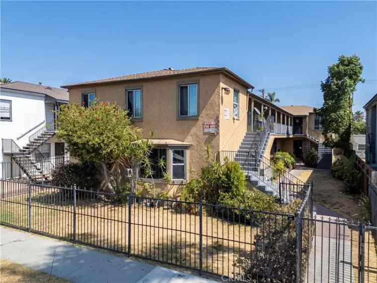 Multi-family house For Sale in Long Beach, California