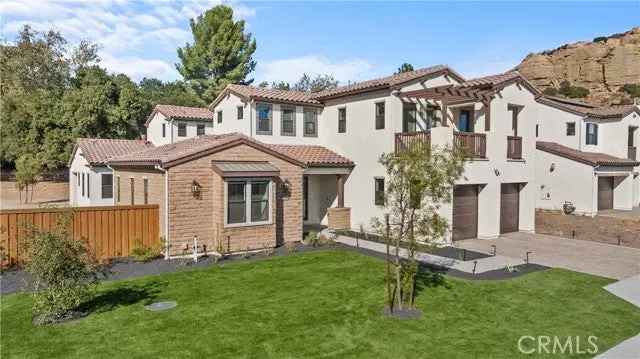 Single-family house For Sale in Los Angeles, California