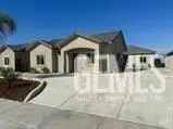 Multi-family house For Sale in Bakersfield, California