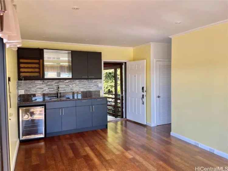 Single-family house For Sale in 2757, Pacific Heights Road, Honolulu, Hawaii