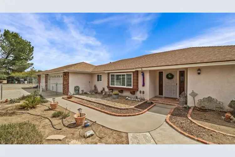 Single-family house For Sale in 31980, Cash Lane, Wildomar, California