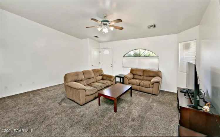 Multi-family house For Sale in 8500, East Leigh Drive, Prescott Valley, Arizona