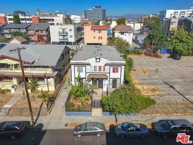 Multi-family house For Sale in Los Angeles, California