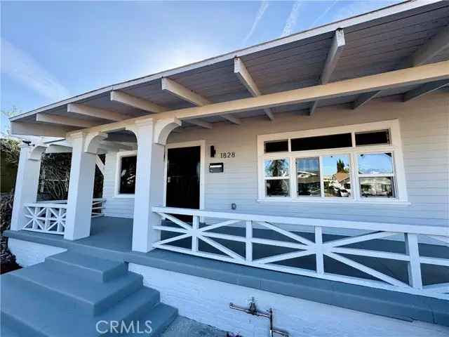 Single-family house For Sale in 1828, West 50th Street, Los Angeles, California