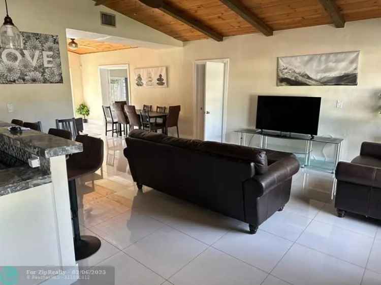 Single-family house For Sale in 370, Delaware Avenue, Fort Lauderdale, Florida