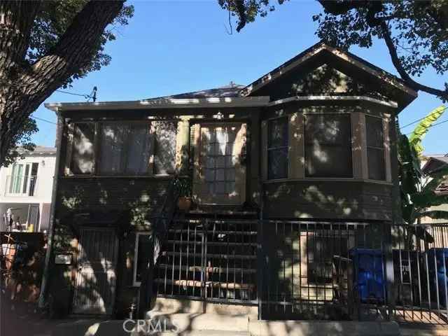 Multi-family house For Sale in Los Angeles, California