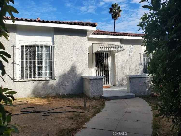 Multi-family house For Sale in 250, North Ridgewood Place, Los Angeles, California