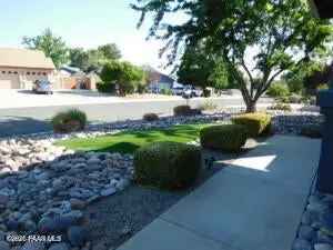 Single-family house For Sale in 7454, Granite View, Prescott Valley, Arizona