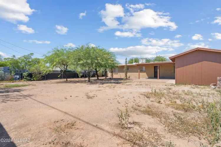 Single-family house For Sale in 741, West Louisiana Street, Tucson, Arizona