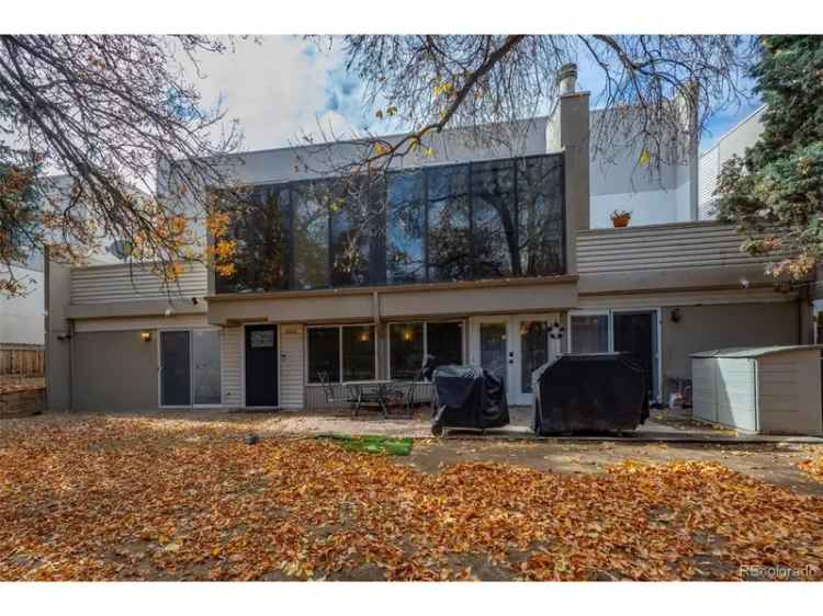 Single-family house For Sale in 2362, South Troy Street, Aurora, Colorado