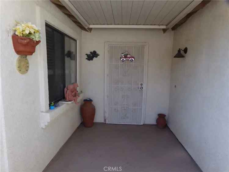 Single-family house For Sale in 54665, Avenida Obregon, La Quinta, California