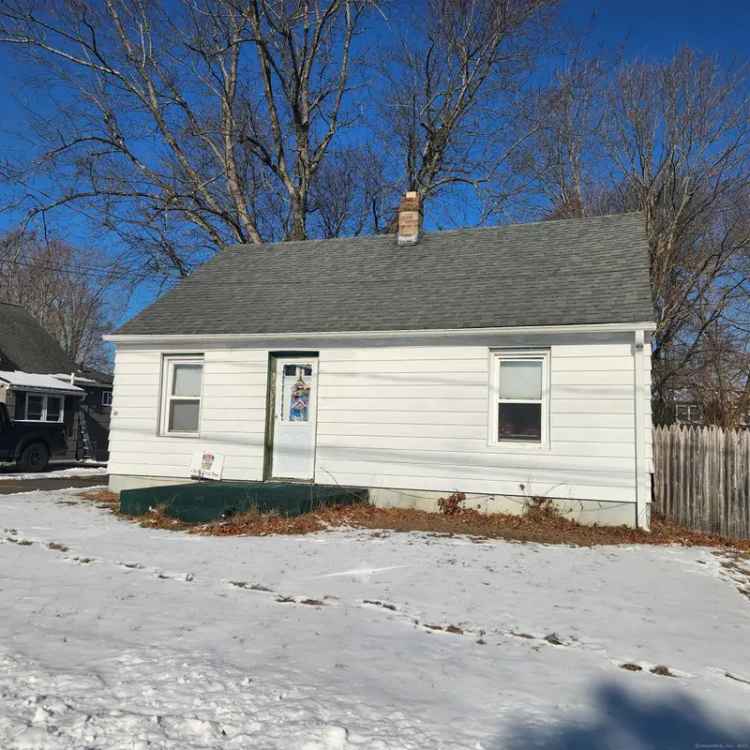 Single-family house For Sale in 41, East New Street, Bristol, Connecticut