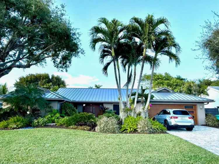 Single-family house For Sale in 751, Southwest 34th Avenue, Boynton Beach, Florida