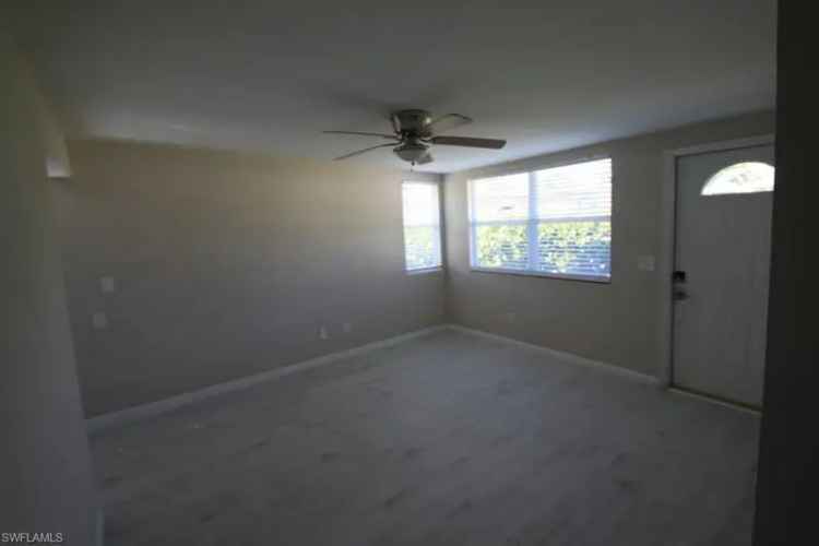 Single-family house For Sale in 3327, Guilford Court, East Naples, Florida