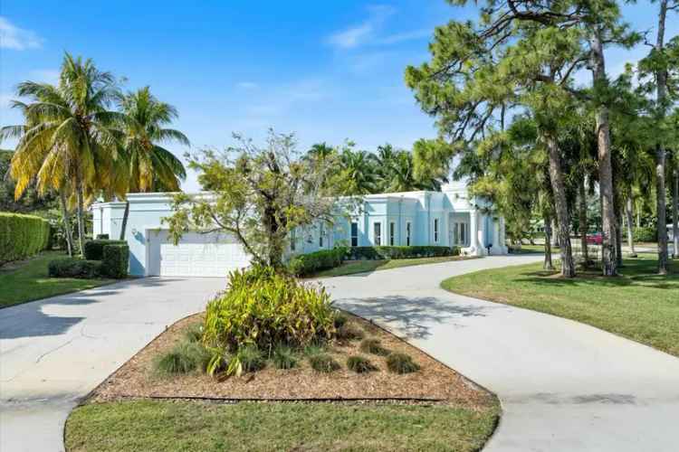 Single-family house For Sale in 301, North Country Club Drive, Atlantis, Florida